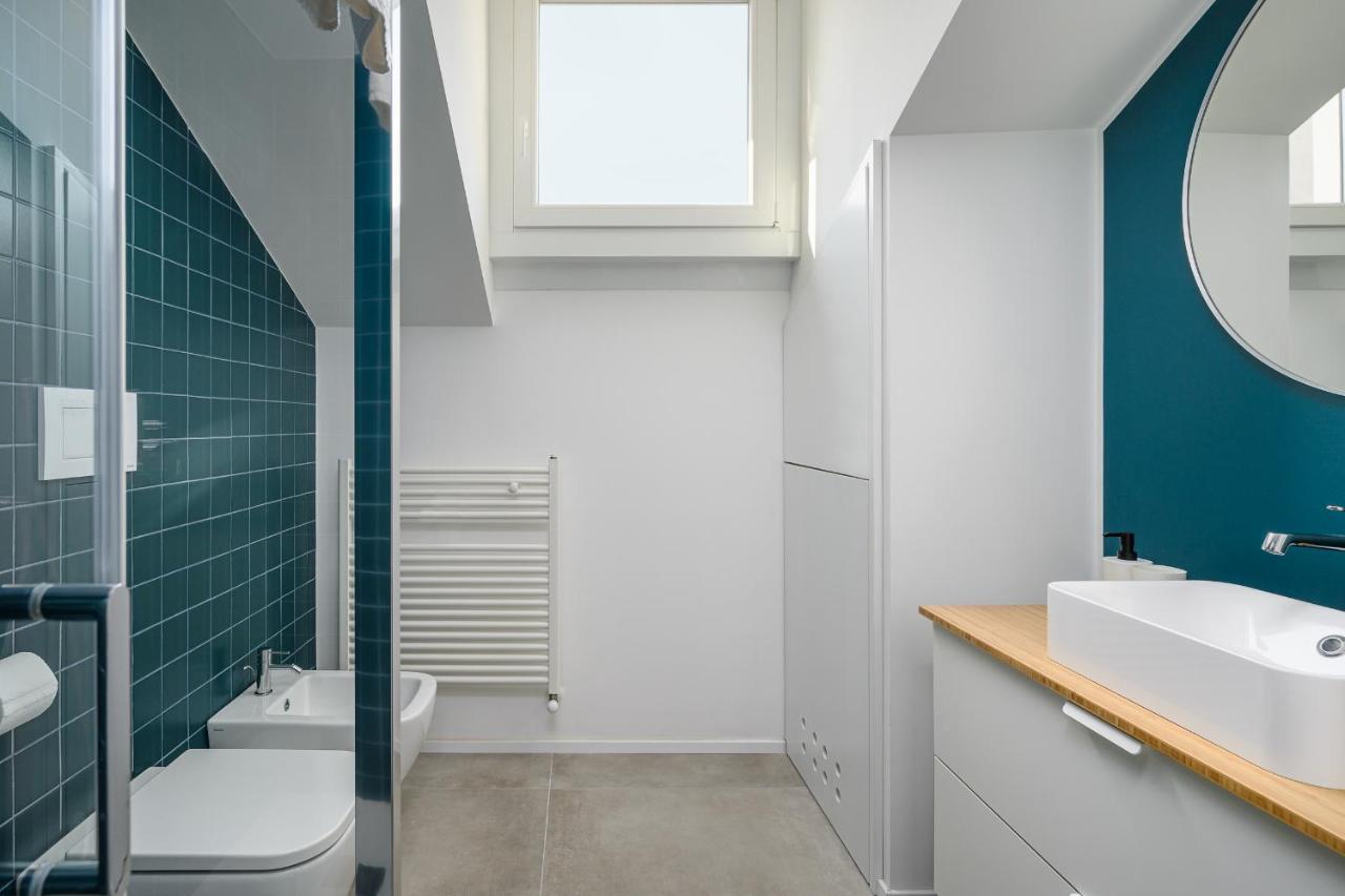 Design Attic Porta Venezia Centrale 65M2 - Self Check-In Milan Exterior photo